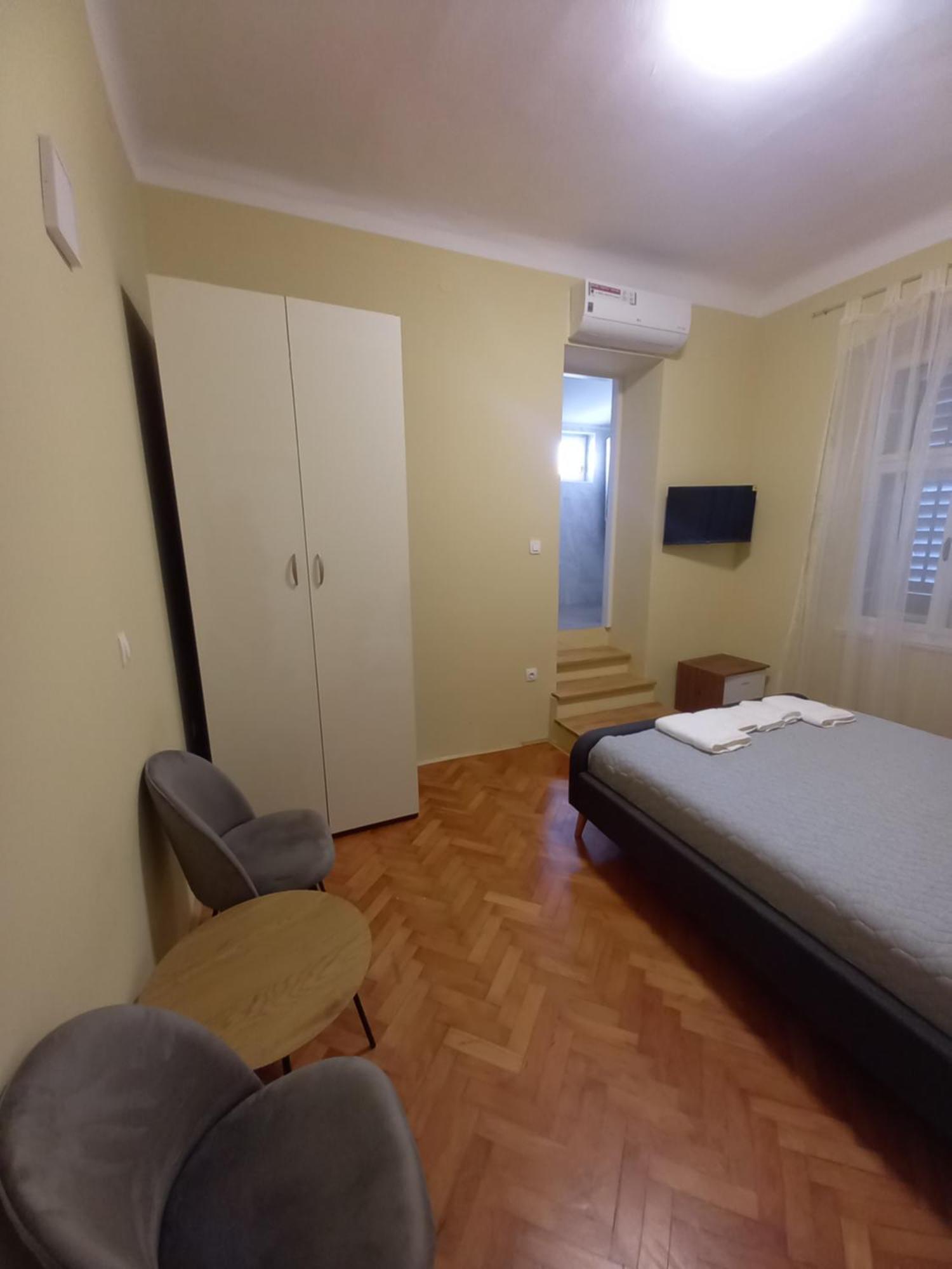 Oskar Amphitheater Apartments And Rooms With Free Parking Pula Habitación foto